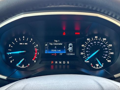 Used 2019 Ford Edge SEL FWD image 15