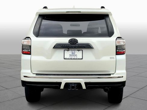 Used 2019 Toyota 4Runner Limited image 4