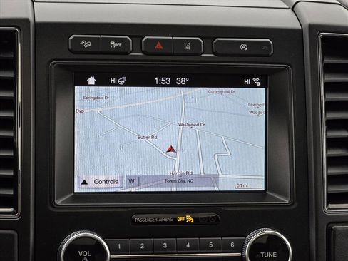 Used 2019 Ford Expedition Limited w/ Equipment Group 301A image 4