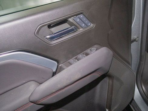 Certified 2024 Chevrolet Colorado Z71 w/ Z71 Convenience Package 2 image 12