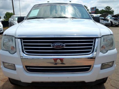Used 2010 Ford Explorer XLT image 14