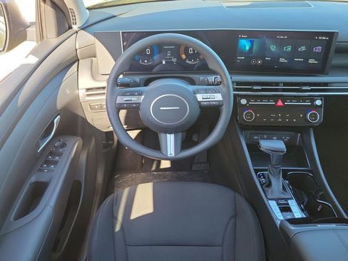 New 2026 Hyundai Tucson SEL image 18