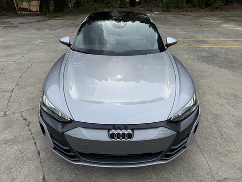 Used 2022 Audi e-tron GT Premium Plus image 6