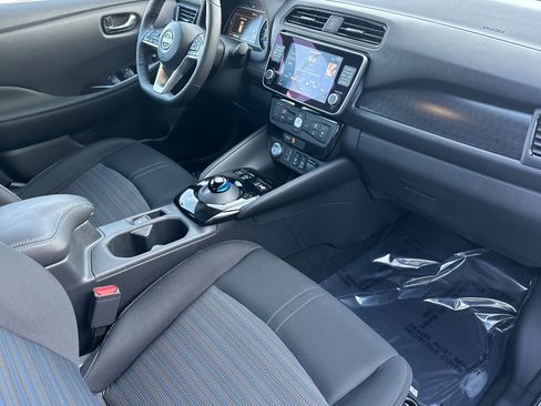 Certified 2024 Nissan Leaf SV Plus image 20
