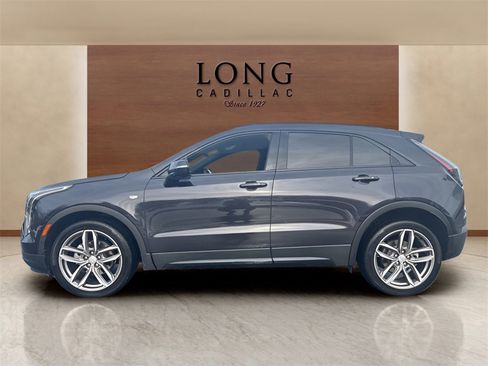 Certified 2022 Cadillac XT4 Sport image 2