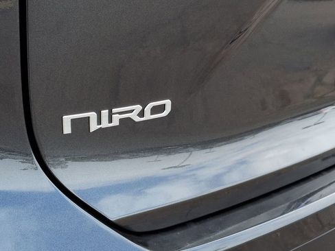 New 2026 Kia Niro EX FWD image 33