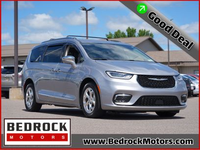 Used 2021 Chrysler Pacifica Limited