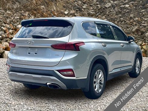Used 2020 Hyundai Santa Fe SE AWD/4WD image 2