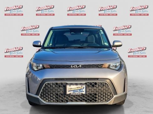 Used 2025 Kia Soul LX w/ LX Technology Package FWD image 8
