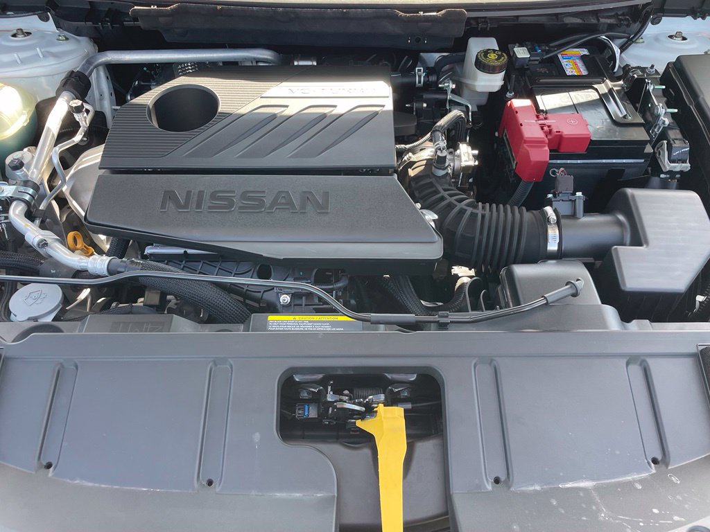 Certified 2024 Nissan Rogue Platinum FWD image 30