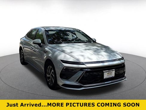 Used 2026 Hyundai Sonata Blue FWD image 1