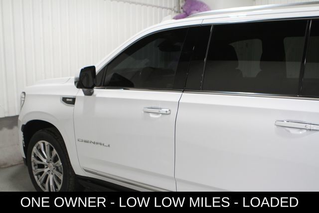 Used 2022 GMC Yukon XL Denali AWD/4WD image 31