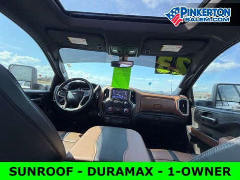 Used 2023 Chevrolet Silverado 2500 High Country AWD/4WD image 5