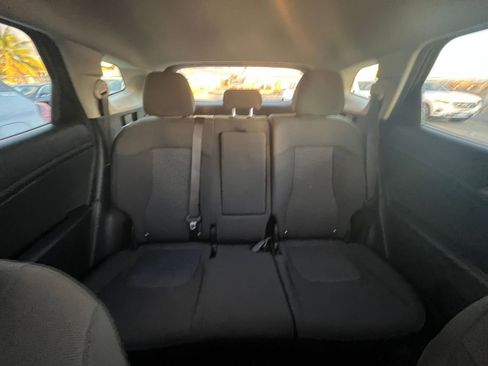 Used 2025 Kia Sportage LX image 37