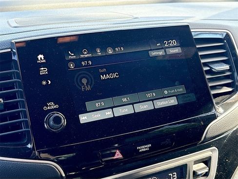 Used 2024 Honda Passport Black Edition image 15