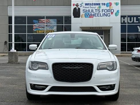 Used 2022 Chrysler 300 Touring L w/ Popular Equipment Group AWD/4WD image 34