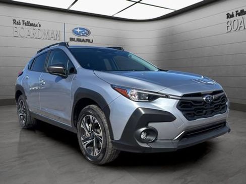 Used 2024 Subaru Crosstrek 2.0i Premium image 2