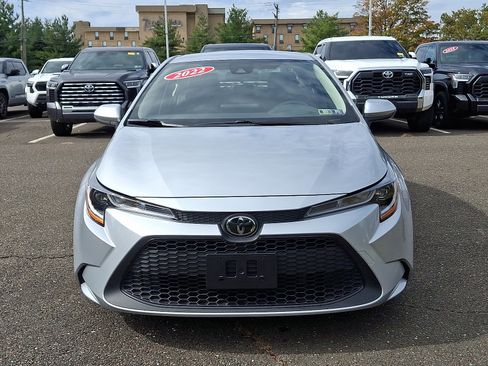 Certified 2022 Toyota Corolla LE image 2