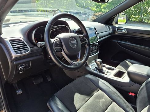 Used 2021 Jeep Grand Cherokee Laredo X AWD/4WD image 13