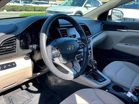 Used 2020 Hyundai Elantra Value Edition w/ Cargo Package (C1) FWD image 10