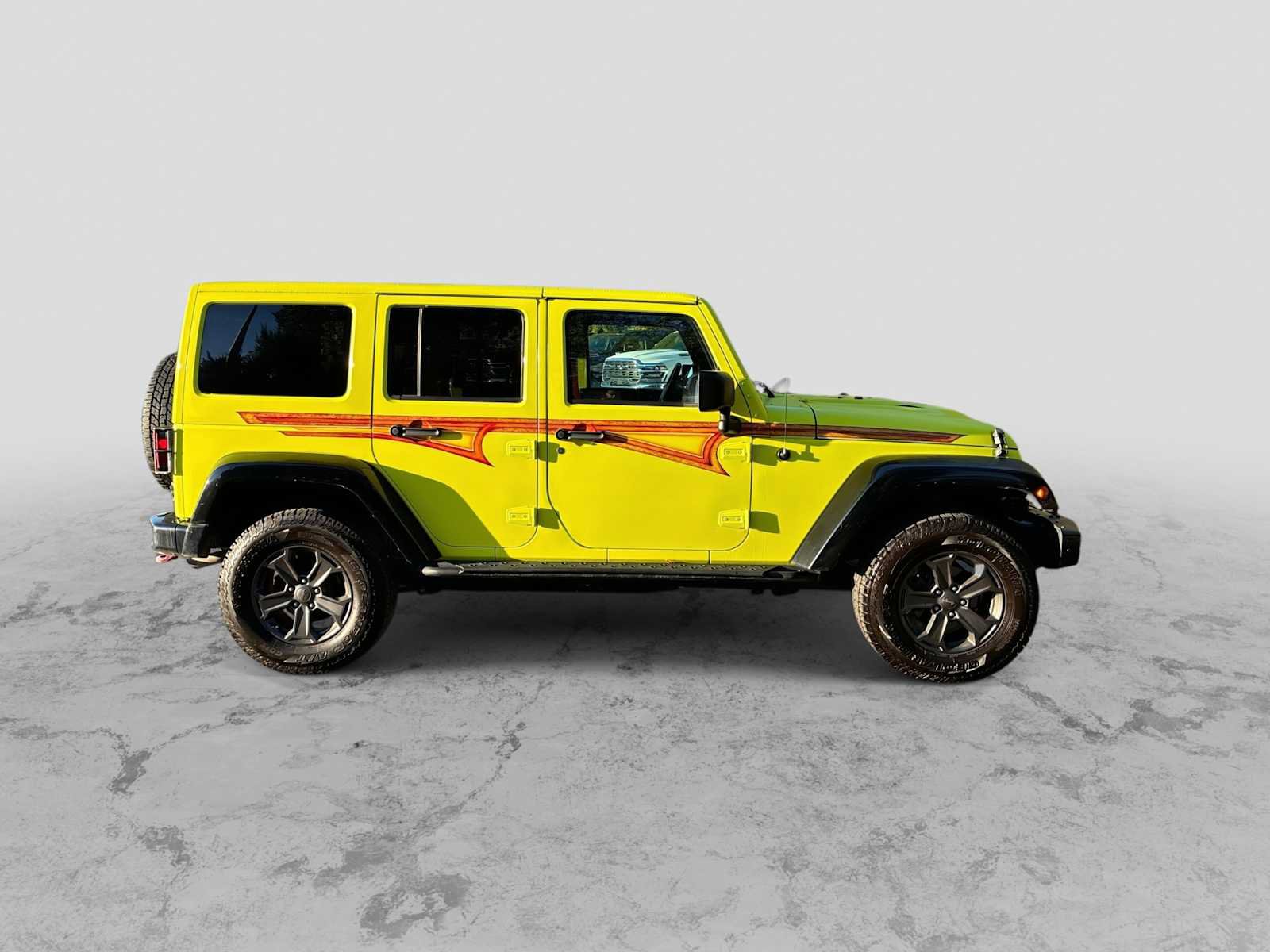 Used 2018 Jeep Wrangler Unlimited Rubicon AWD/4WD image 9
