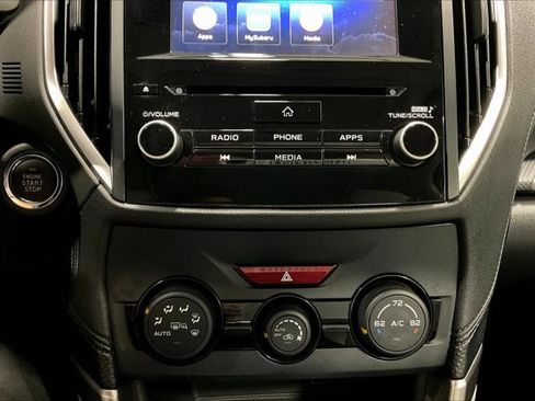 Used 2021 Subaru Forester Premium image 31