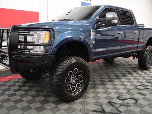 Used 2017 Ford F250 Lariat w/ Chrome Package AWD/4WD image 2