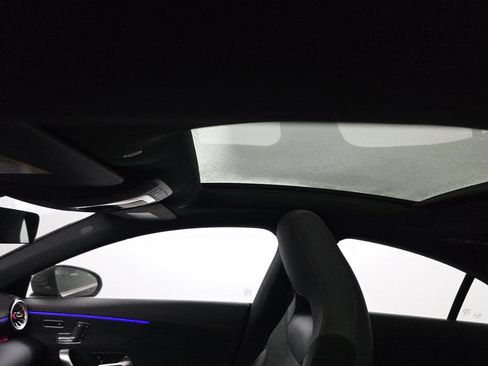 Used 2023 Mercedes-Benz CLA 250 4MATIC image 8