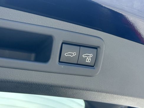 Used 2024 Lexus RX 350 FWD w/ Convenience Package image 22