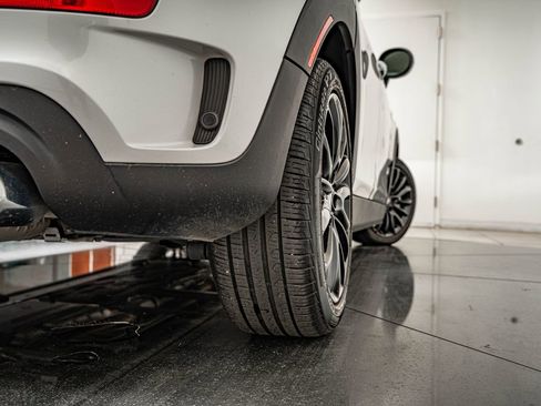 Used 2023 MINI Cooper Clubman S AWD/4WD image 40