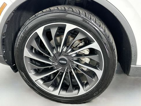 Used 2021 Lincoln Aviator Reserve w/ Equipment Group 201A AWD/4WD image 36