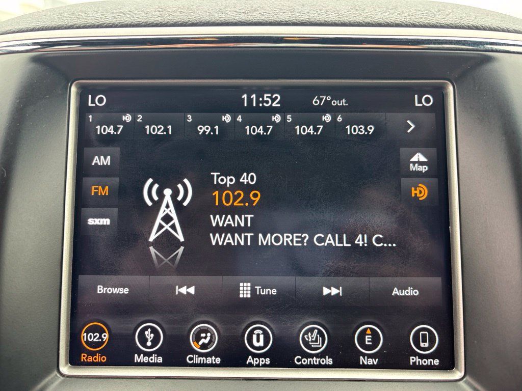 Used 2018 Jeep Grand Cherokee Altitude AWD/4WD image 20