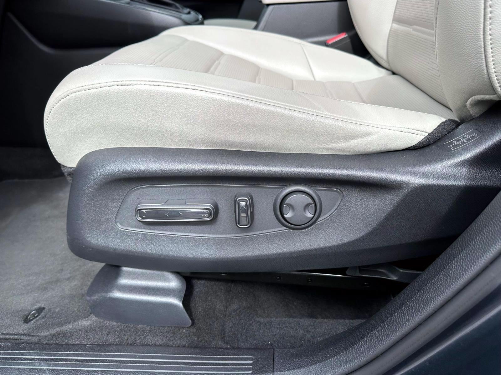 Used 2024 Honda CR-V EX-L image 11