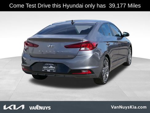 Used 2020 Hyundai Elantra Limited w/ Cargo Package (C1) image 3