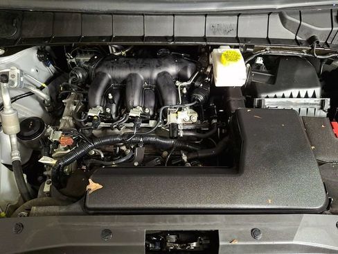Used 2023 Nissan Pathfinder SV w/ Black Appearance Package AWD/4WD image 27
