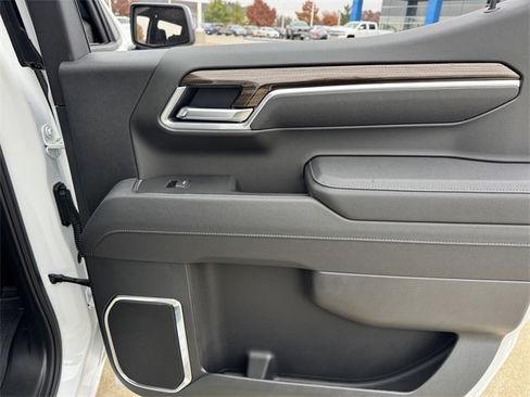 New 2026 Chevrolet Silverado 1500 LT w/ LPO, Dark Essentials Package image 12