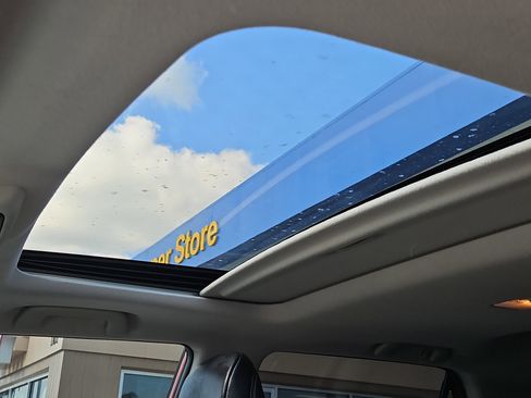 Used 2016 Toyota 4Runner Limited image 23