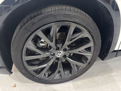 Used 2025 Toyota Crown Signia image 38