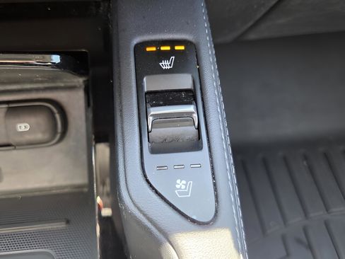 Used 2020 Kia Telluride EX w/ EX Premium Package FWD image 23