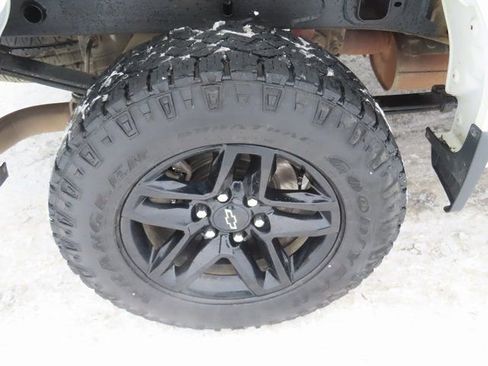 Used 2022 Chevrolet Silverado 1500 Custom Trail Boss image 14