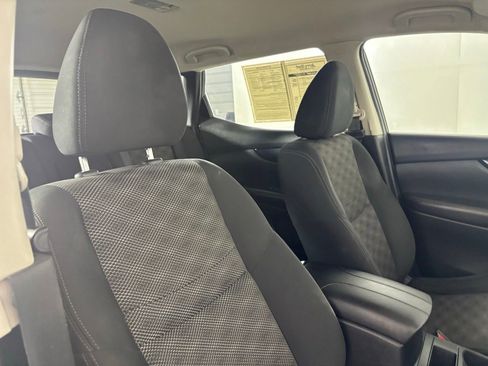 Used 2017 Nissan Rogue Sport SV AWD/4WD image 24