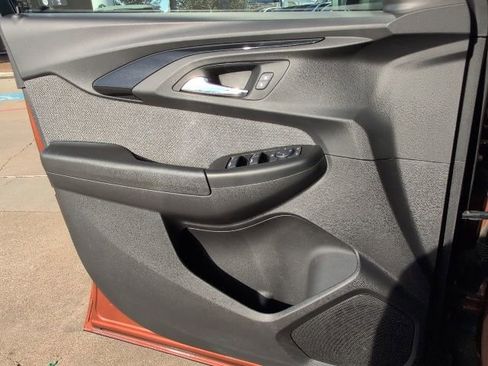 Used 2021 Chevrolet TrailBlazer LS image 12