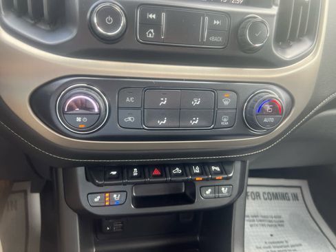 Used 2021 GMC Canyon Denali image 22