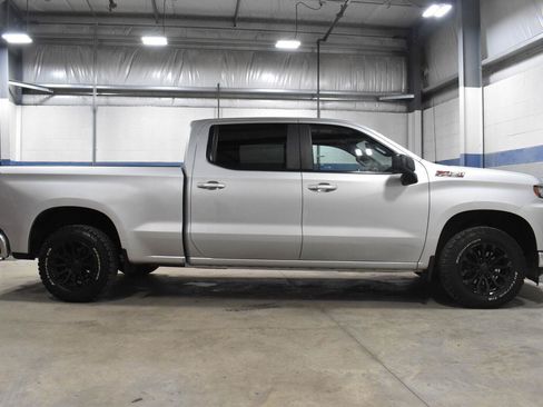Used 2020 Chevrolet Silverado 1500 LT AWD/4WD image 28