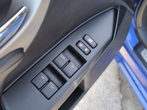 Used 2015 Lexus CT 200h w/ Navigation Package FWD image 15