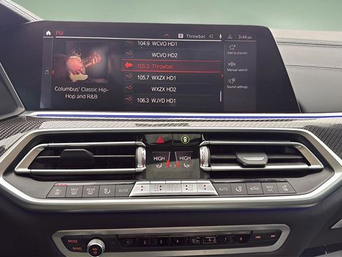 Used 2020 BMW X6 M50i w/ Executive Package image 21