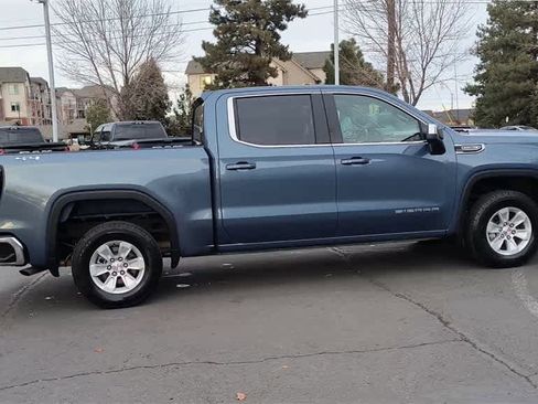 Used 2024 GMC Sierra 1500 SLE image 9