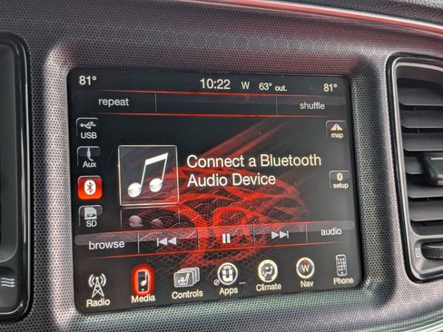 Used 2015 Dodge Challenger R/T Plus image 27