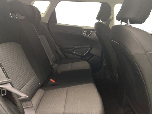 Used 2020 Kia Soul S image 19