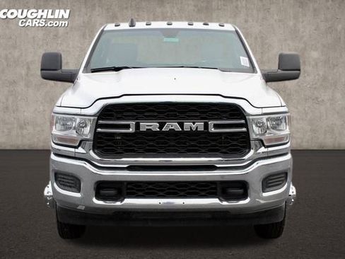 New 2024 RAM 3500 Tradesman w/ Chrome Appearance Group image 3